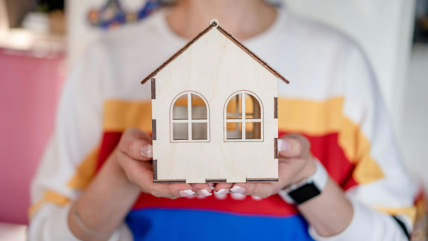 Como parte del Programa de Vivienda para el Bienestar, el FOVISSSTE participará en la construcción de 100 mil viviendas, fortaleciendo sus procesos con mayor digitalización, transparencia y enfoque social.