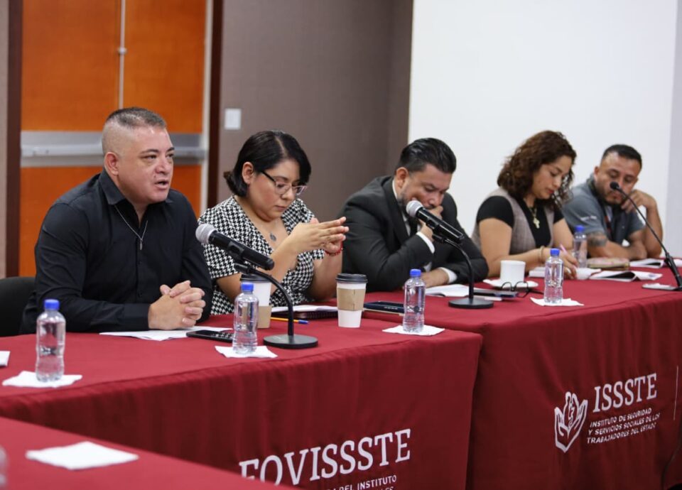 • Autoridades del FOVISSSTE informaron que, de un total de 466 casos, 307 hipotecas han quedado resueltas.