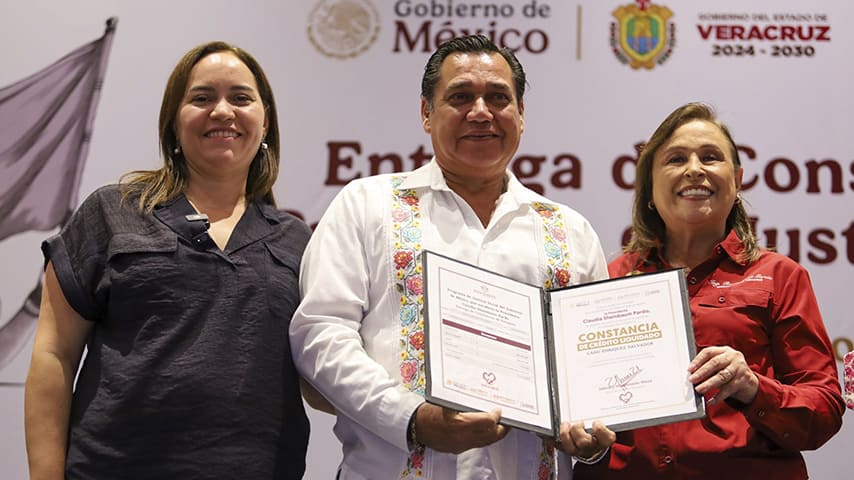 El evento contó con la presencia de la Gobernadora de Veracruz, Rocío Nahle García. | Foto: FOVISSSTE