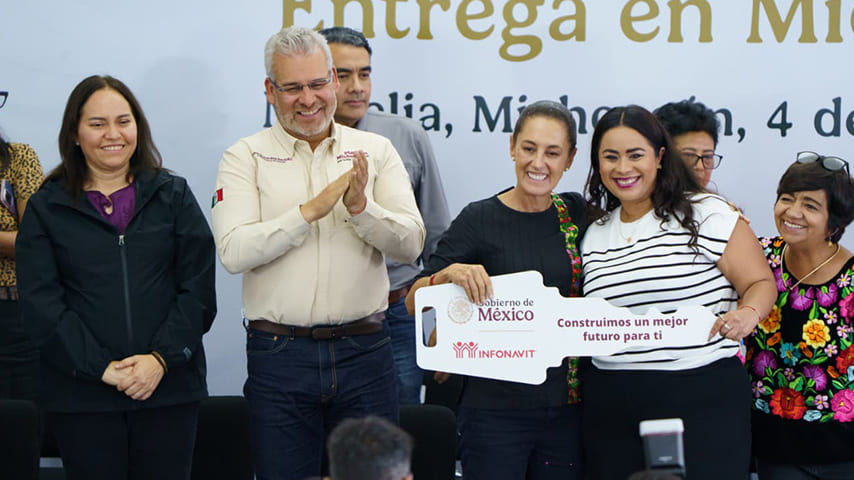 En este evento, también se entregaron viviendas y escrituras por parte de Infonavit, INSUS y Conavi. | Foto: FOVISSSTE
