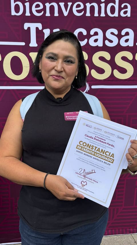 En este evento, se entregaron 500 Constancias de Crédito Liquidado. | Foto: FOVISSSTE