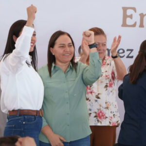 FOVISSSTE acompaña a Presidenta a la liquidación de 400 créditos