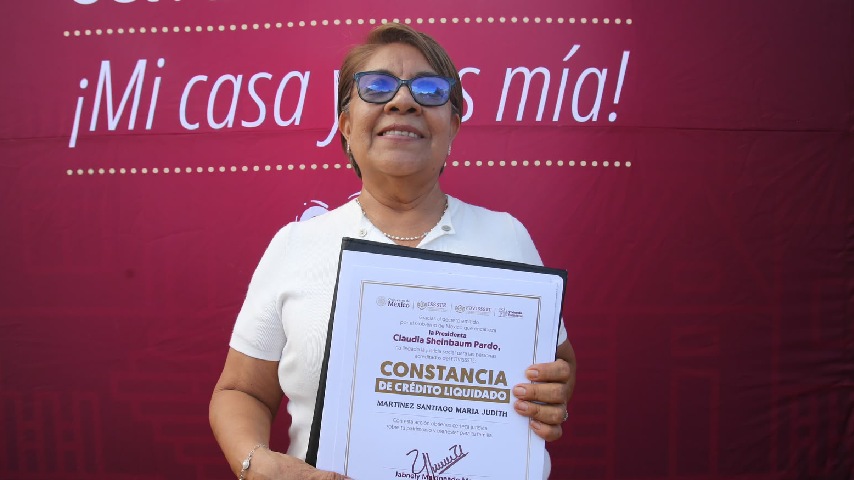 Presidenta liquida 162 créditos del FOVISSSTE en Oaxaca