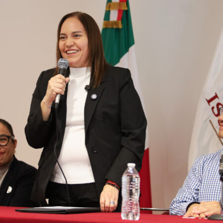 Orientación y servicios gratuitos del FOVISSSTE llegan al INBAL