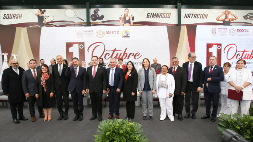 • El director general del ISSSTE, Martí Batres, recordó que el FOVISSSTE ha beneficiado a 320 mil personas acreditadas en el marco del Programa Vivienda para el Bienestar.